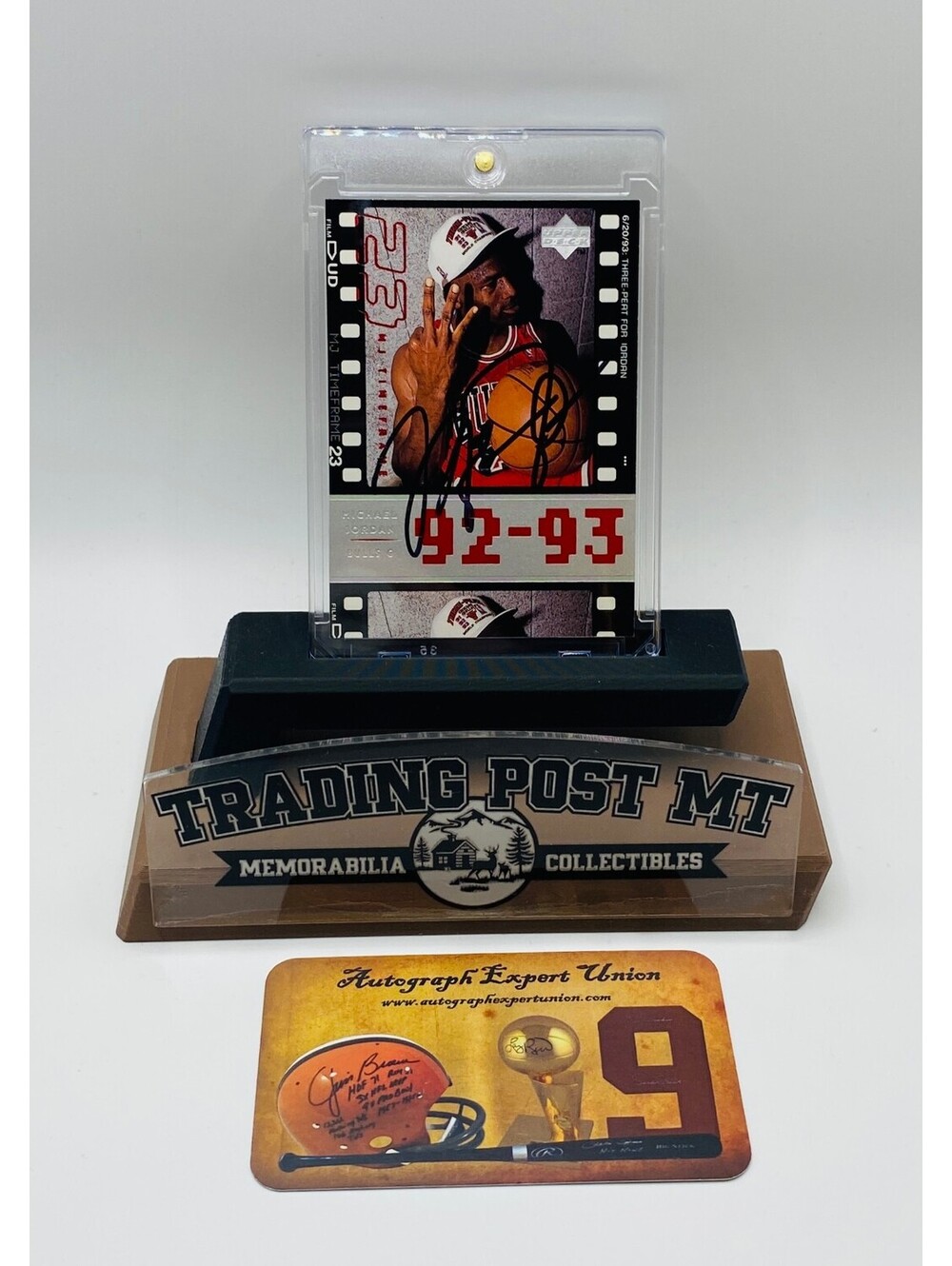 Michael Jordan Signed Card With COA (121006) (Bulls)
